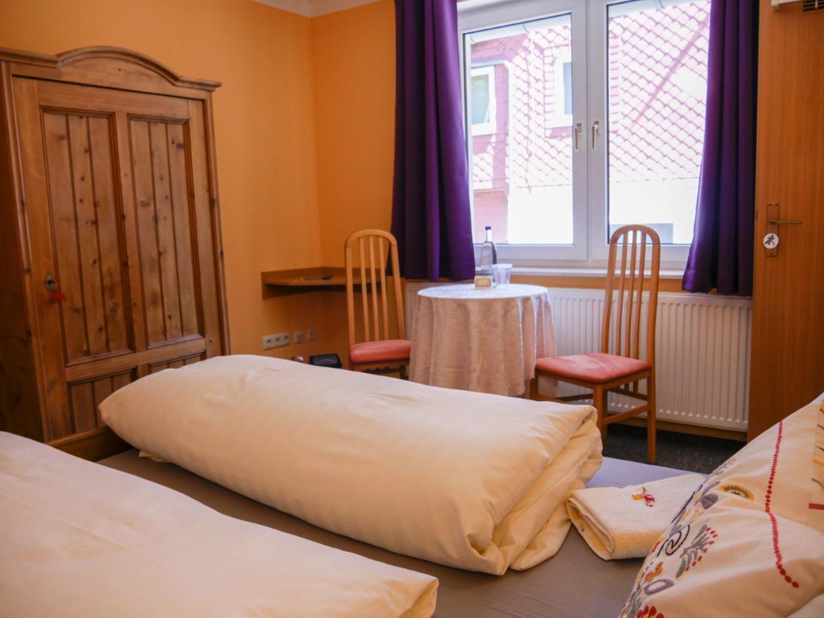 Herberge Zur Rose Бротероде Екстериор снимка